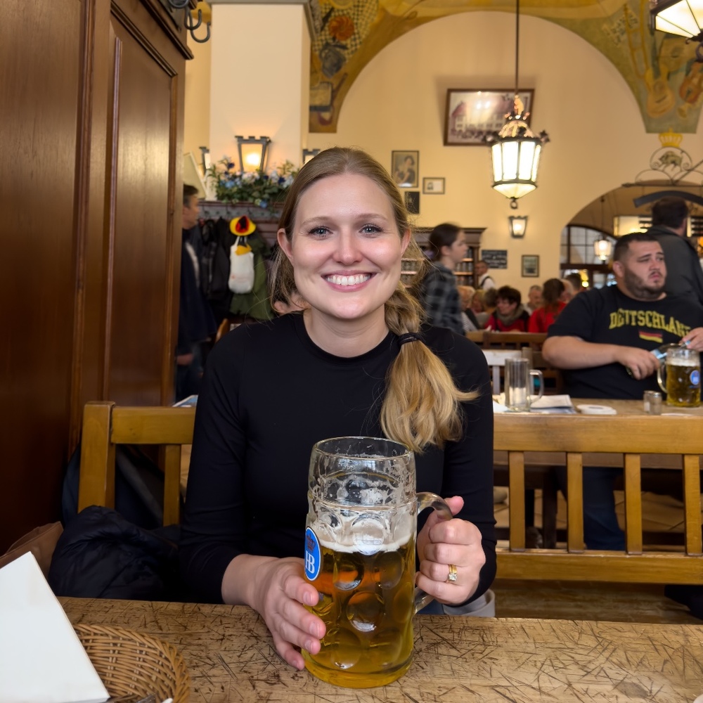 Meet your Posher, Dani